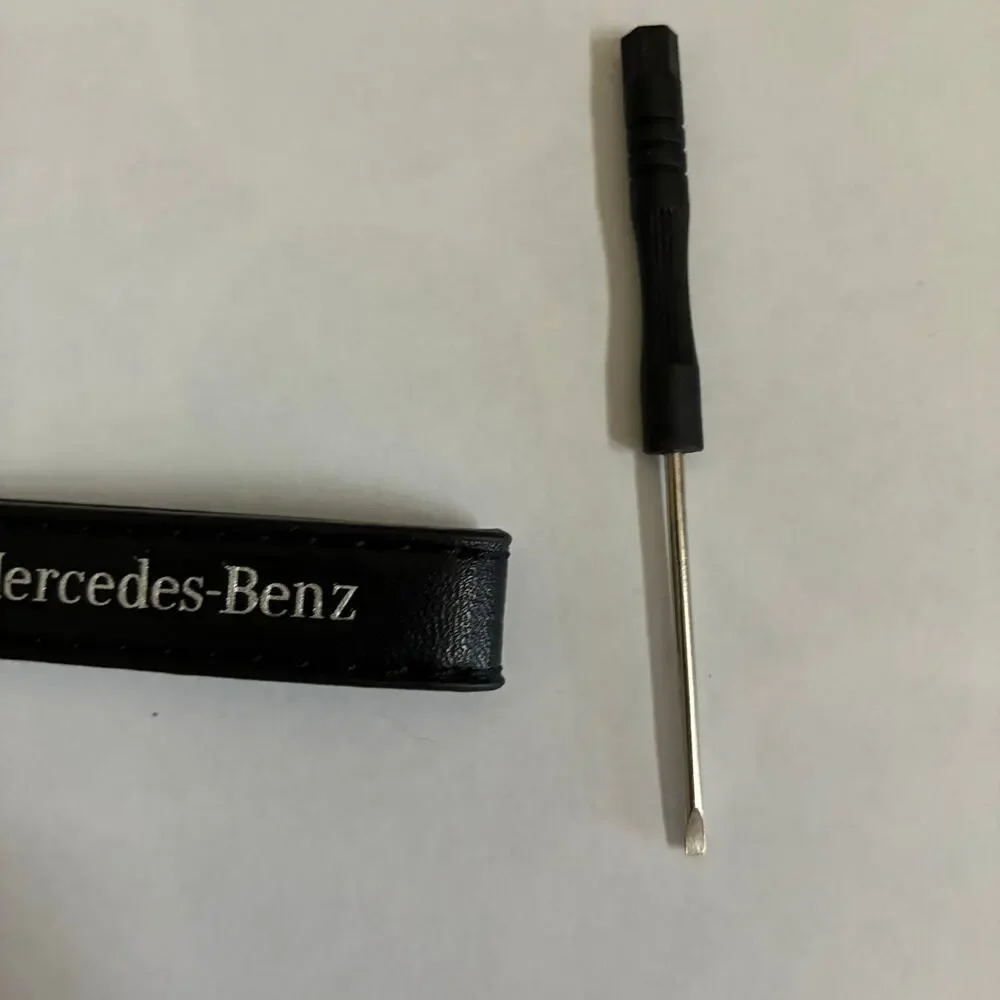 Mercedes Benz Genuine Leather Black Chrome Car Keychain Brand New